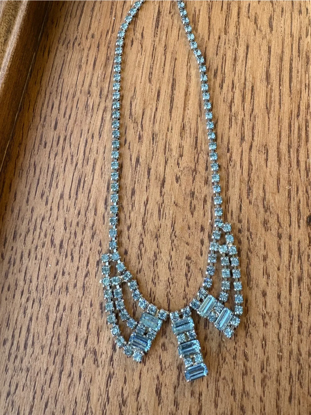 Vintage Art Deco Aquamarine Blue Rhinestone Necklace 15”